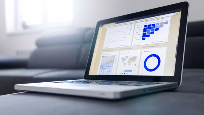 Tracking Customer Experience KPIs: A Step-by-Step Approach