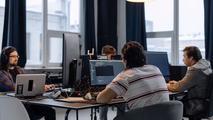 5 Reasons Why You Should Immediately Consider Outsourcing Customer Service