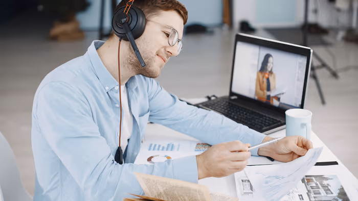 What are the essential rules for minimizing background noise and visual distractions?