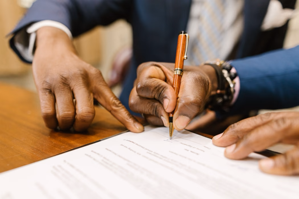 Contract Signing Photos, Download The BEST Free Contract Signing Stock  Photos & HD Images