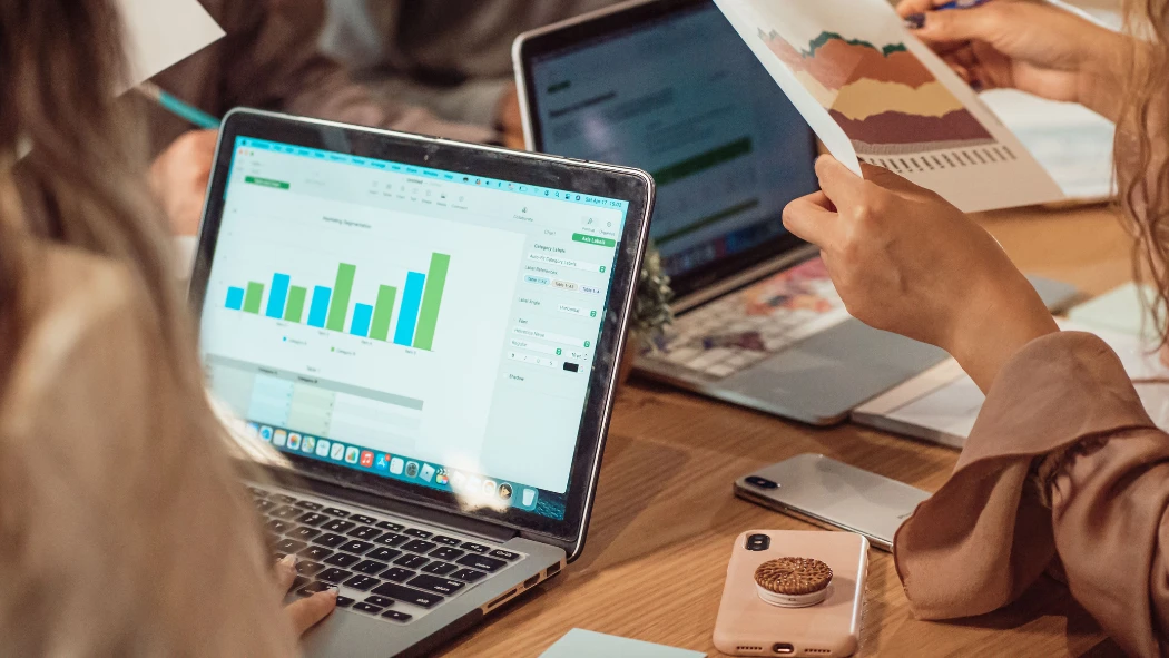 What Are Advanced Analytics Services