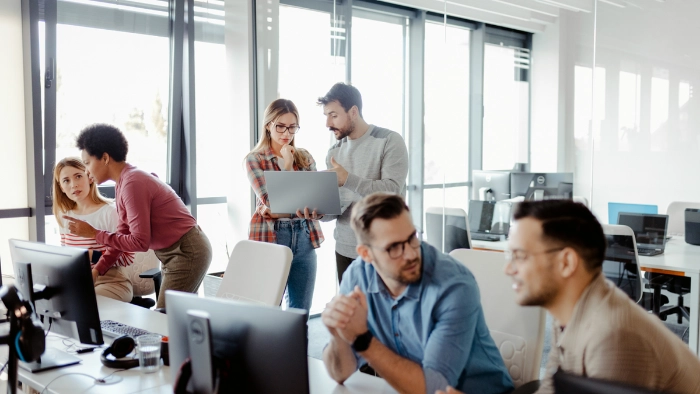 Offshoring vs Outsourcing